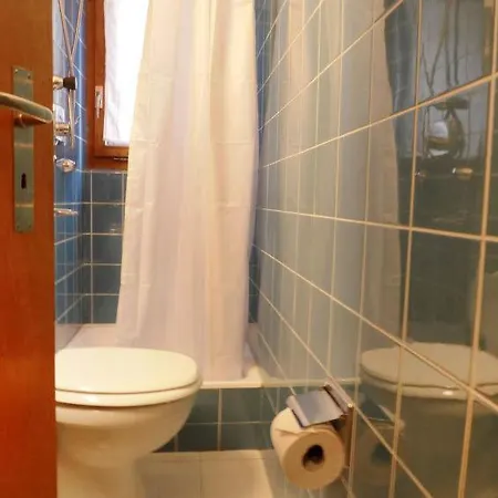 Moritz Sleeps 6 Wifi Apartman *